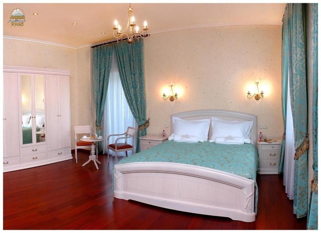 Gorny Ruchej Hotel Hora Ngoại thất bức ảnh